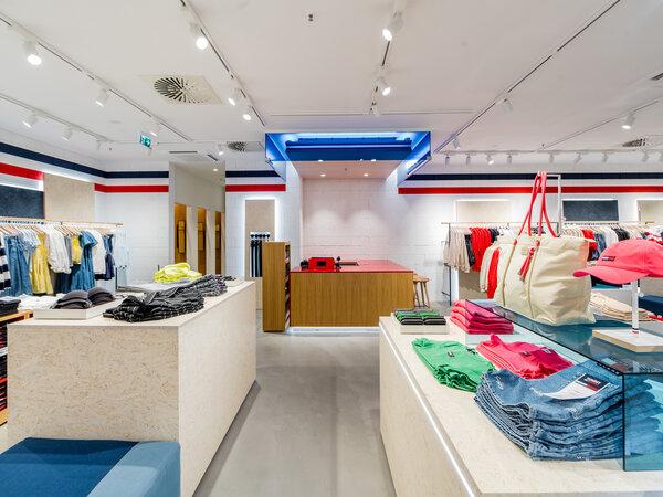 Tommy Jeans LAGO Shopping Center Konstanz Eggemann concept GmbH