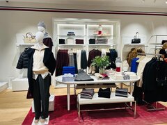 Tommy Hilfiger Store Stralsund - Damensortiment Herbst/Winter 2025